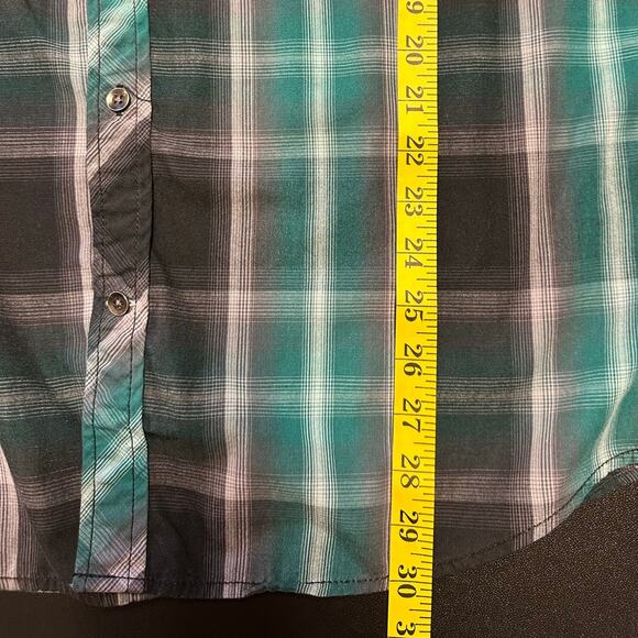 Rock & Republic Checked Western Style Button Down Size L - Picture 7 of 7